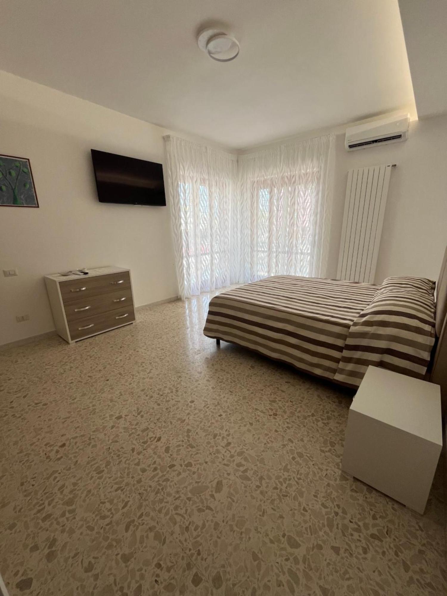 Appartamento Le Petite House - Sophia - Soggiorna Con Stile Mariglianella Esterno foto